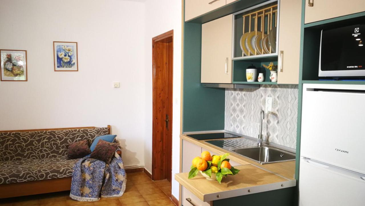 Garden Bungalow Valentina Stavros  Luaran gambar
